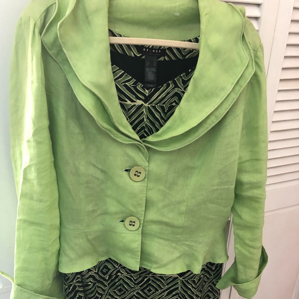 Retro print dress with color coordinated jacket